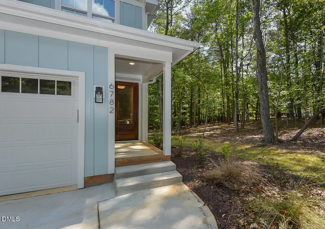 Photo 4 of Single family home for sale at 6782 Calais Dr, Durham, NC 27712 | MLS# 10177173 | Listing updated on 2026-08-30