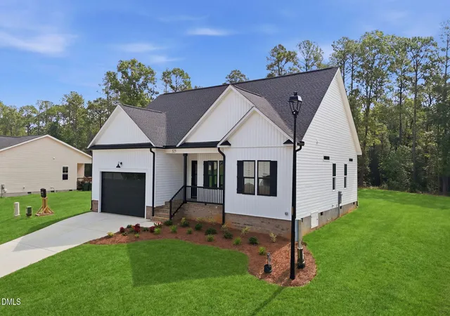 28th image of 525 Barnes Lndg Dr, Four Oaks, NC 27524 | MLS# 10175817