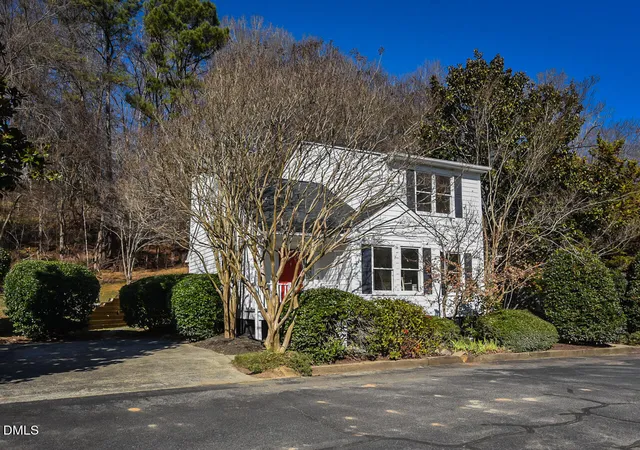 38th image of 129 Weatherhill Pt, Carrboro, NC 27510 | MLS# 10175936