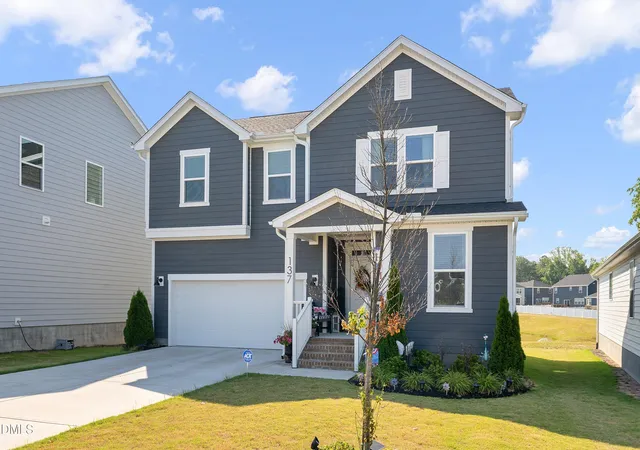 Photo 3 of Single family home for sale at 137 Shadowdale Ln, Rolesville, NC 27571 | MLS# 10175783 | Listing updated on 2026-09-04