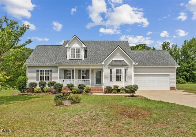 Homes for sale in Smithfield, NC | 201 Jesse Dr, Smithfield, NC 27577 | MLS# 10176836