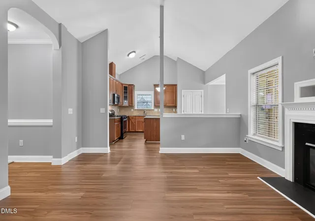 Photo 3 of Single family home for sale at 39 Mcguire Ln, Clayton, NC 27527 | MLS# 10177158 | Listing updated on 2026-09-18