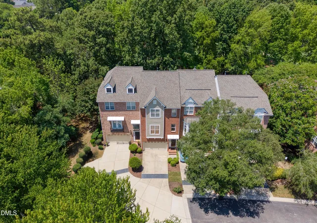 3rd image of 2903 Imperial Oaks Dr, Raleigh, NC 27614 | MLS# 10177810