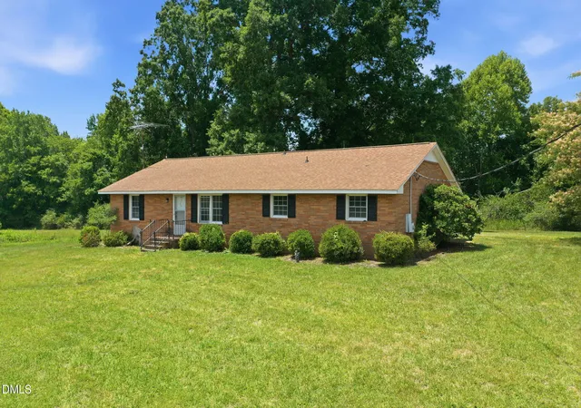 Homes for sale in Gibsonville, NC | 3075 County Farm Rd, Gibsonville, NC 27249 | MLS# 10175823