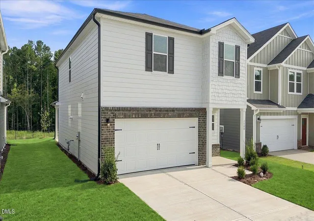 Photo 2 of Single family home for sale at 1500 Hatteras Rd, Durham, NC 27704 | MLS# 10175829 | Listing updated on 2026-09-16
