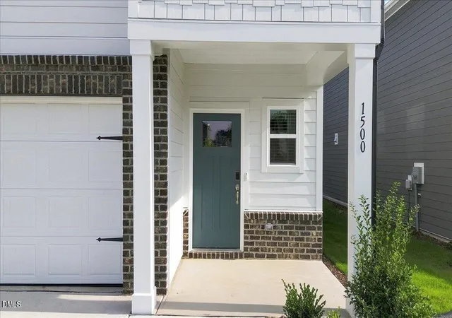 Photo 3 of Single family home for sale at 1500 Hatteras Rd, Durham, NC 27704 | MLS# 10175829 | Listing updated on 2026-09-16