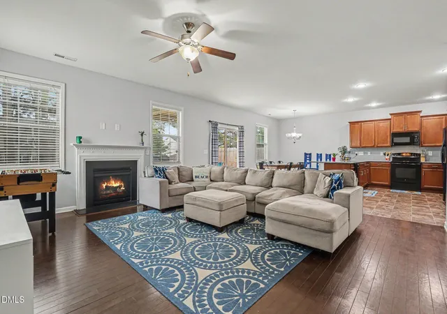 Photo 3 of Single family home for sale at 721 Tannerwell Ave, Wake Forest, NC 27587 | MLS# 10175855 | Listing updated on 2026-10-04