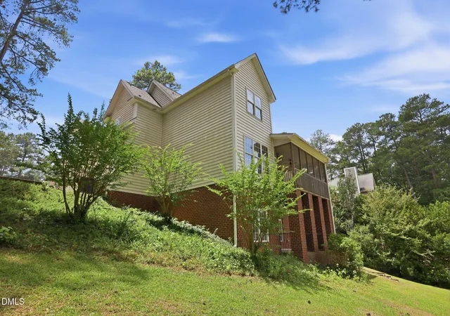 4th image of 2600 Buckingham Dr, Sanford, NC 27330 | MLS# 10175849
