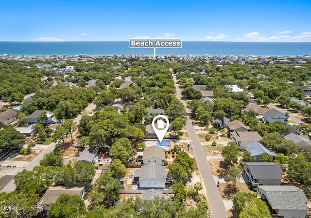 Homes for sale in Oak Island, NC | 122 Ne 37Th St, Oak Island, NC 28465 | MLS# 10178403