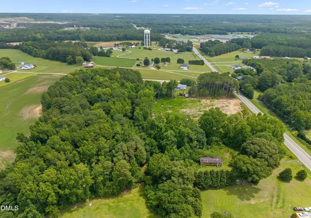3rd image of 10834 Us-301, Benson, NC 27504 | MLS# 10180900