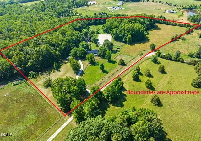 Photo 3 of Sale Pending at 4911 Parc Jardin Dr, Hillsborough, NC 27278 | MLS# 10177956 | Listing updated on 2026-09-13