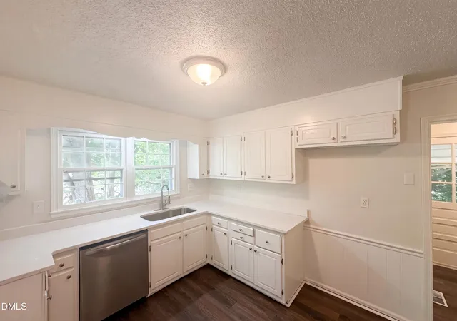 Photo 3 of Single family home for sale at 6641 Lynndale Dr, Raleigh, NC 27612 | MLS# 10175863 | Listing updated on 2026-09-17