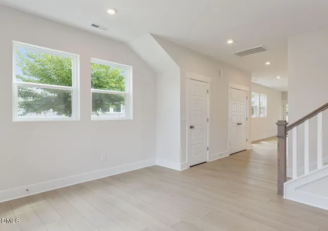 Photo 5 of Single family home for sale at 21 Tallgrass Rd, Pittsboro, NC 27312 | MLS# 10175873 | Listing updated on 2026-09-03
