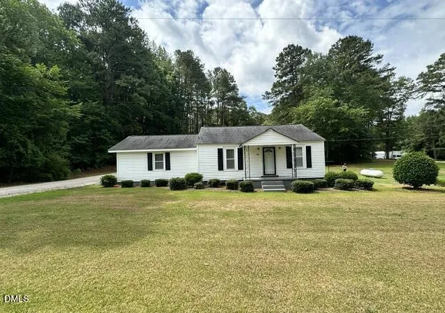 Homes for sale in Zebulon, NC | 560 Clyde Pearce Rd, Zebulon, NC 27597 | MLS# 10176760