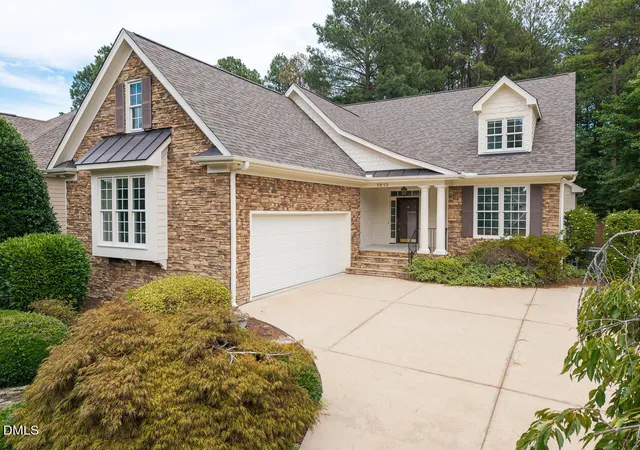 Photo 4 of Single family home for sale at 1613 Wooten Ct, Wake Forest, NC 27587 | MLS# 10182553 | Listing updated on 2026-10-06