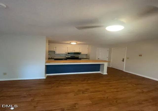 2nd image of 2328 W Vandalia Rd #D, Greensboro, NC 27407 | MLS# 10175903