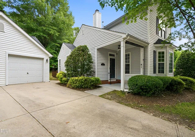 Photo 3 of Townhouse for sale at 1000 Purple Glory Dr, Apex, NC 27502 | MLS# 10175938 | Listing updated on 2026-08-02