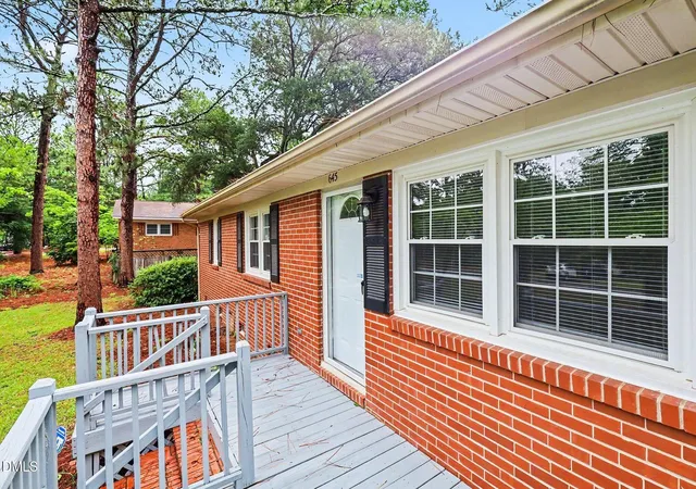 Photo 3 of Sale Pending at 645 N Page St, Southern Pines, NC 28387 | MLS# 10176115 | Listing updated on 2026-08-20