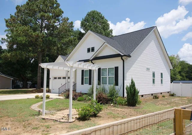 Photo 2 of Single family home for sale at 1004 Butler Dr, Erwin, NC 28339 | MLS# 10175958 | Listing updated on 2026-08-26