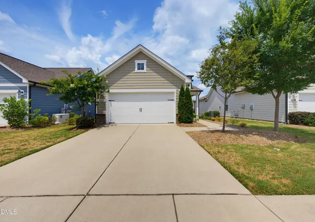 Photo 2 of Sale Pending at 1532 White Admiral St, Fuquay Varina, NC 27526 | MLS# 10177046 | Listing updated on 2026-08-29