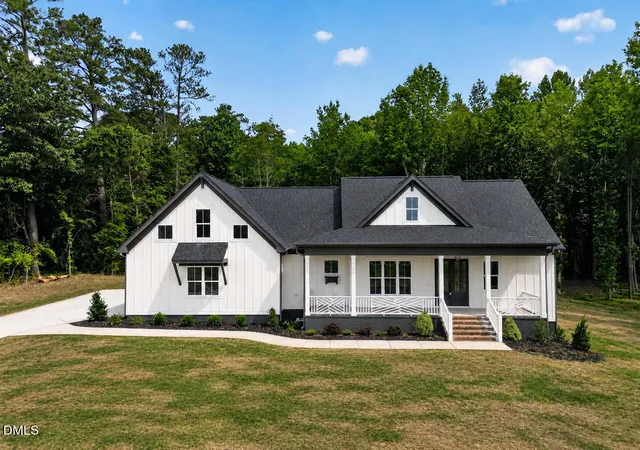 Homes for sale in Spring Hope, NC | 3205 Old Us Hwy 64, Spring Hope, NC 27882 | MLS# 10177225