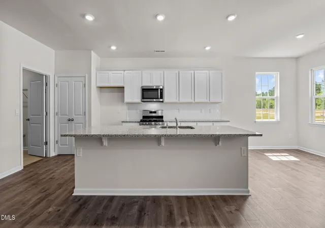 4th image of 405 Conifer St, Sanford, NC 27332 | MLS# 10176025