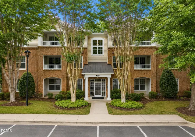 Homes for sale in Raleigh, NC | 8041 Allyns Landing Wy, Raleigh, NC 27615 | MLS# 10176097