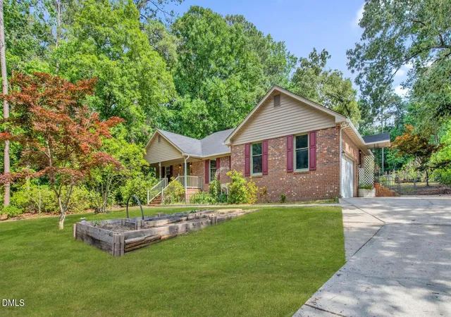1st image of 4014 Arcadia Ct, Fayetteville, NC 28311 | MLS# 10176249