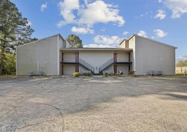 3rd image of 6403 Starbrook Dr #6, Fayetteville, NC 28304 | MLS# 764844