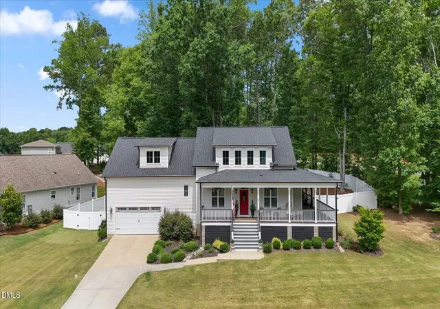 2nd image of 34 Ashley Wds Ct, Clayton, NC 27527 | MLS# 10176399