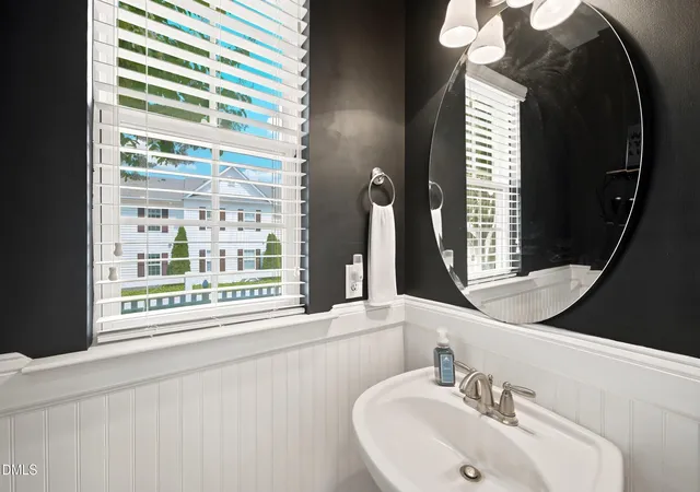 Listing Photo 4 - Condo for sale in building located at 1121 Consortium Dr, Raleigh, NC 27603 - Unit #115