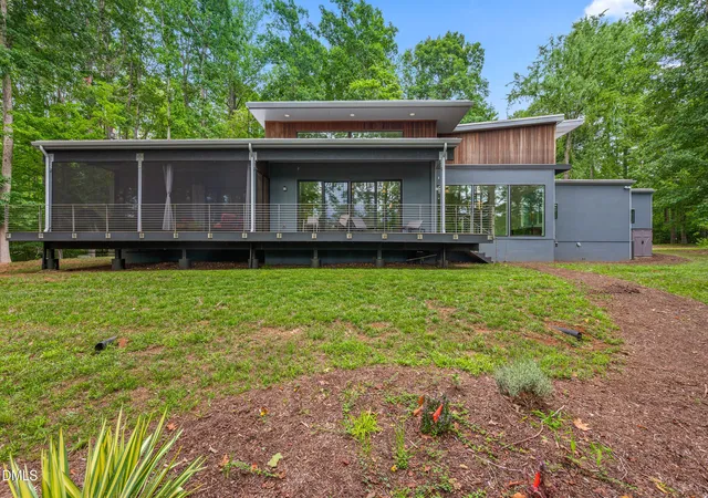 Photo 3 of Single family home for sale at 928 Shorefront Ln, Hillsborough, NC 27278 | MLS# 10177230 | Listing updated on 2026-07-27
