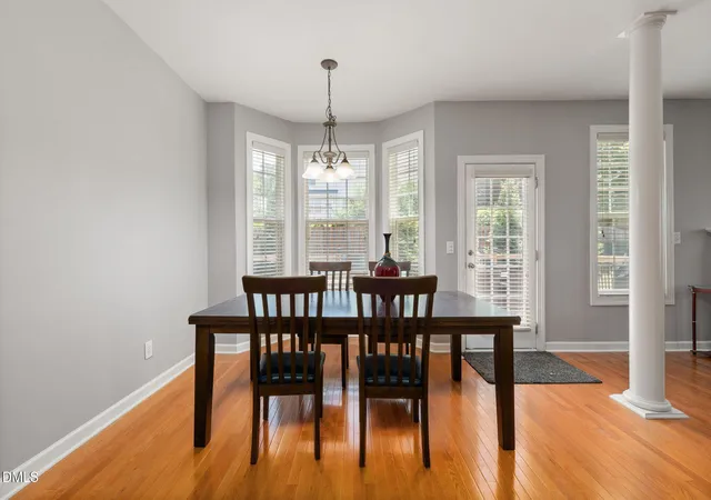 Photo 4 of Single family home for sale at 2005 Red Sage Ct, Apex, NC 27502 | MLS# 10176565 | Listing updated on 2026-08-30
