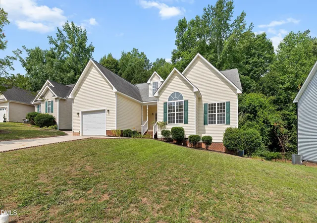 Photo 2 of Single family home for sale at 469 Hunter Way, Clayton, NC 27520 | MLS# 10176749 | Listing updated on 2026-09-20