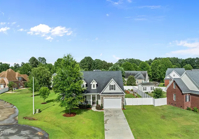Photo 3 of Sale Pending at 905 N Baden Ct, Goldsboro, NC 27534 | MLS# 10176135 | Listing updated on 2026-09-18