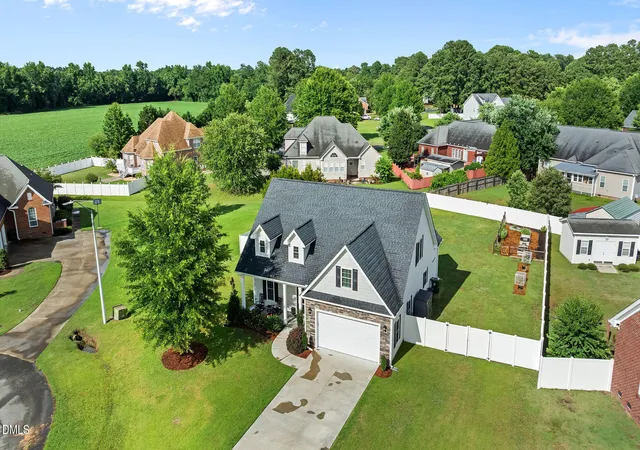 Photo 3 of Sale Pending at 905 N Baden Ct, Goldsboro, NC 27534 | MLS# 10176135 | Listing updated on 2026-09-18