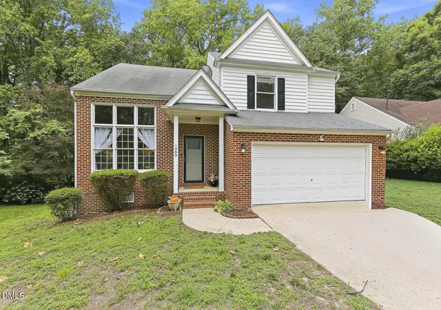 Homes for sale in Knightdale, NC | 1203 Silvershire Wy, Knightdale, NC 27545 | MLS# 10176963