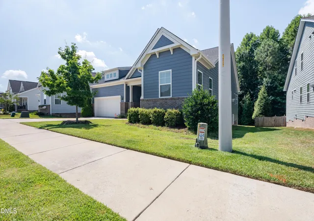 Photo 3 of Single family home for sale at 290 Rhoda Lilley Dr, Fuquay Varina, NC 27526 | MLS# 10176155 | Listing updated on 2026-08-30