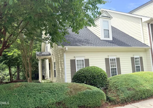 Homes for sale in Wake Forest, NC | 758 Parkside Townes Ct, Wake Forest, NC 27587 | MLS# 10176154