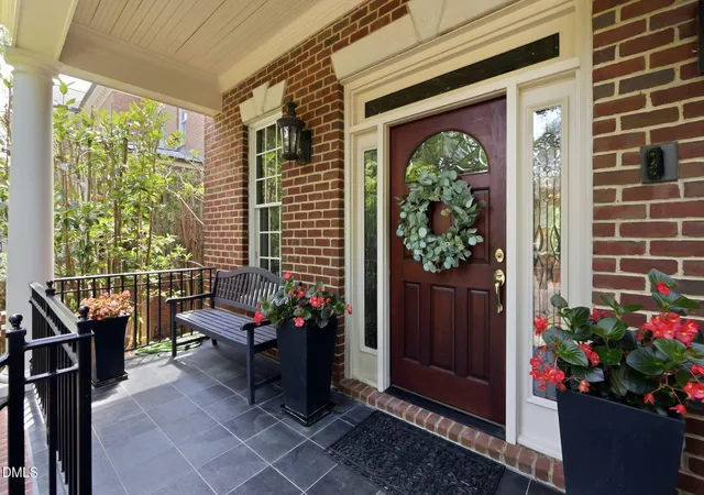 Photo 2 of Sale Pending at 215 Oval Park Pl, Chapel Hill, NC 27517 | MLS# 10177437 | Listing updated on 2026-07-18