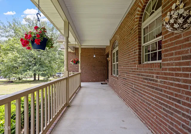 Homes for sale in Bunnlevel, NC | 20 Senter Ln, Bunnlevel, NC 28323 | MLS# 10176390