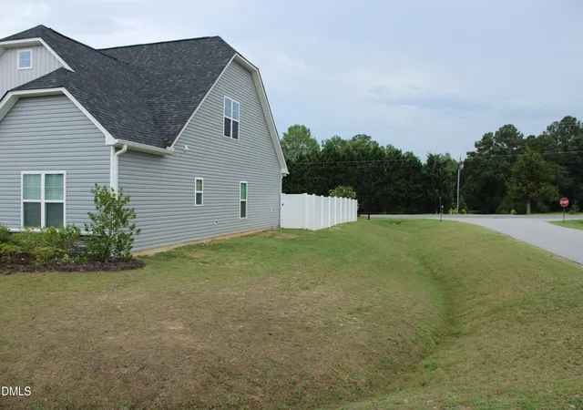 2nd image of 20 E Sand Luggs Ct, Angier, NC 27501 | MLS# 10181075