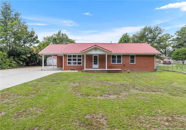 Homes for sale in Saint Pauls, NC | 344 S 4th St, Saint Pauls, NC 28384 | MLS# 764447