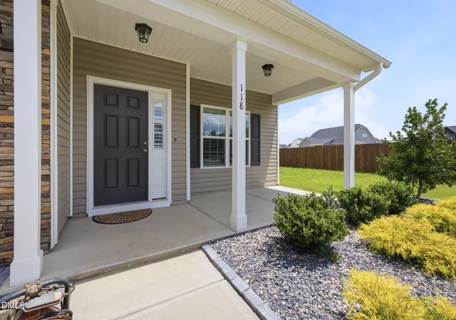 Photo 3 of Single family home for sale at 118 W Sand Luggs Ct, Angier, NC 27501 | MLS# 10177548 | Listing updated on 2026-09-16