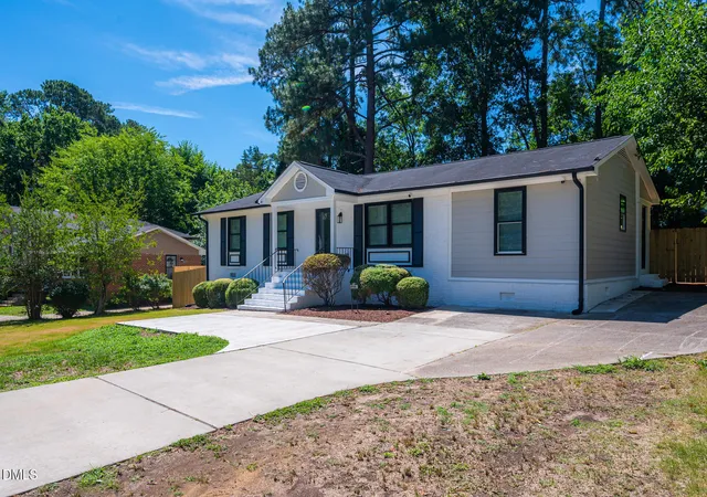 Photo 1 of Sale Pending at 2808 New Hope Church Rd, Raleigh, NC 27604 | MLS# 10176329 | Listing updated on 2026-08-18