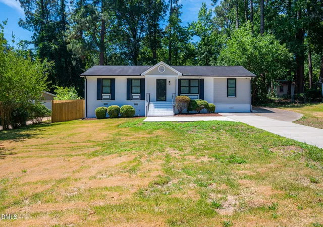 Photo 3 of Sale Pending at 2808 New Hope Church Rd, Raleigh, NC 27604 | MLS# 10176329 | Listing updated on 2026-08-18