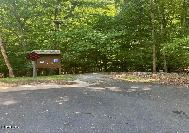 33rd image of 604 Bolin Creek Dr, Carrboro, NC 27510 | MLS# 10176339