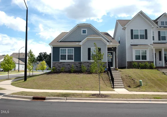 Homes for sale in Knightdale, NC | 648 Ginger Mint Cir, Knightdale, NC 27545 | MLS# 10176599