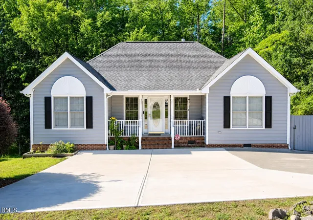 Homes for sale in Creedmoor, NC | 1608 Rogers Pointe Ln, Creedmoor, NC 27522 | MLS# 10176305