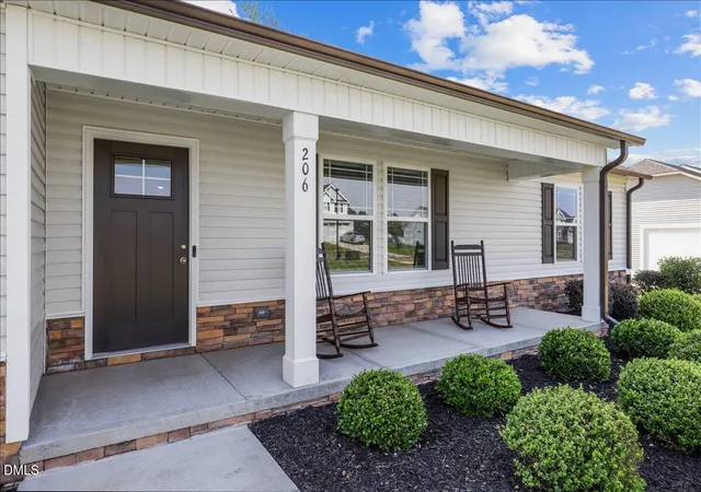 4th image of 206 Tuscany Cir, Princeton, NC 27569 | MLS# 10178484